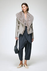 Filipa - Graue Lammfelljacke