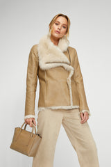 June - Lammfelljacke