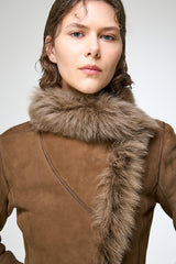 Adila - Olivgrüne Lammfelljacke