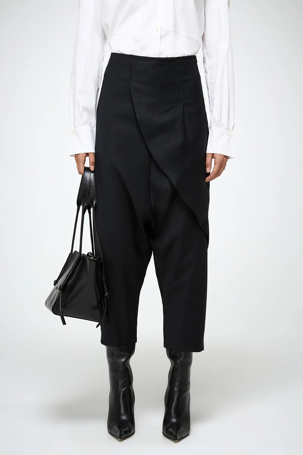 VSP - Laryssa - Black Wool Pant