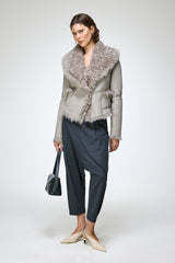 Filipa - Graue Lammfelljacke