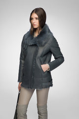 Paige - Jacke aus Shearling in dunklem Indigo