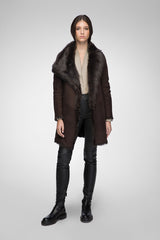 Elena - Schokoladenbrauner Shearling-Mantel