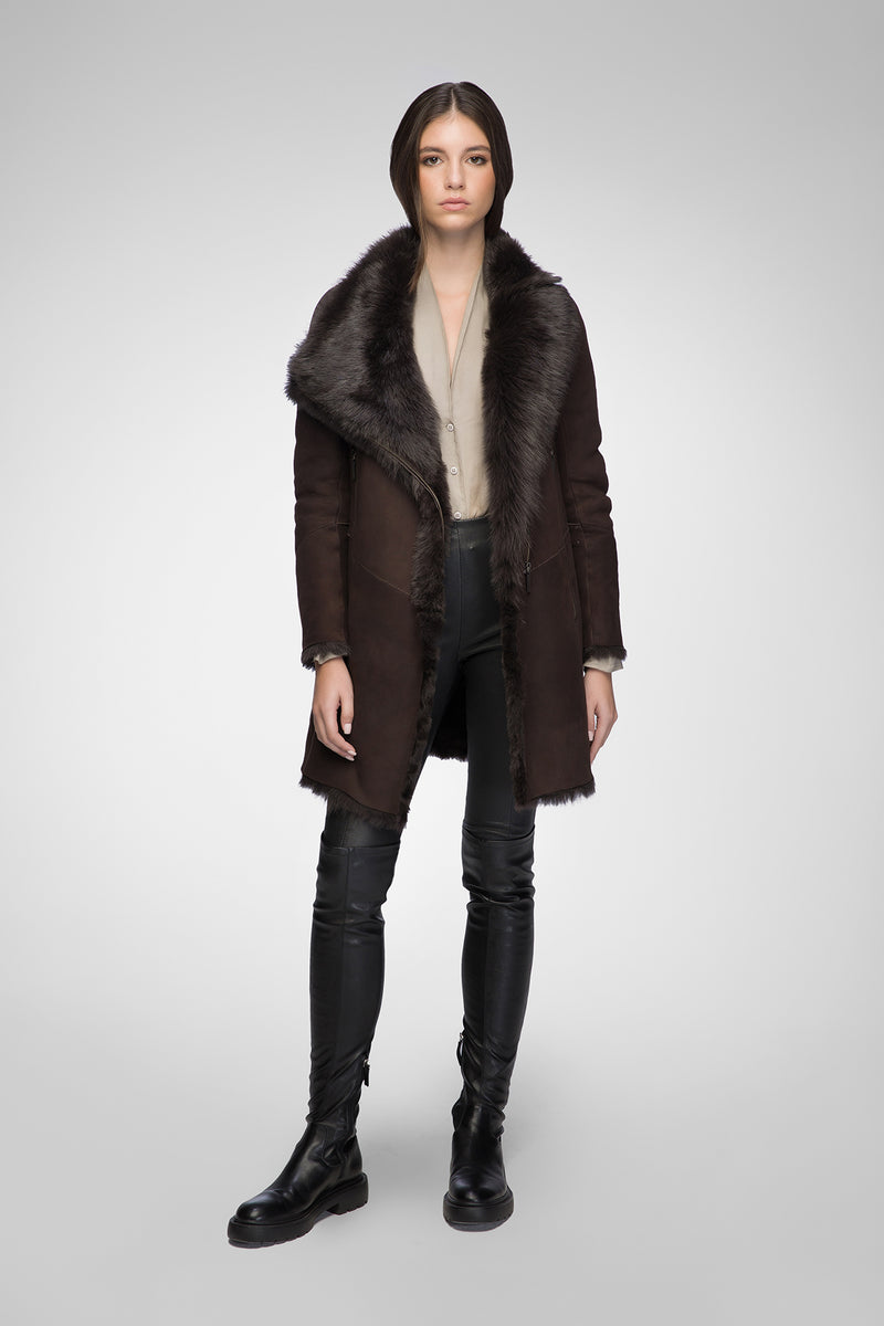 Elena - Schokoladenbrauner Shearling-Mantel