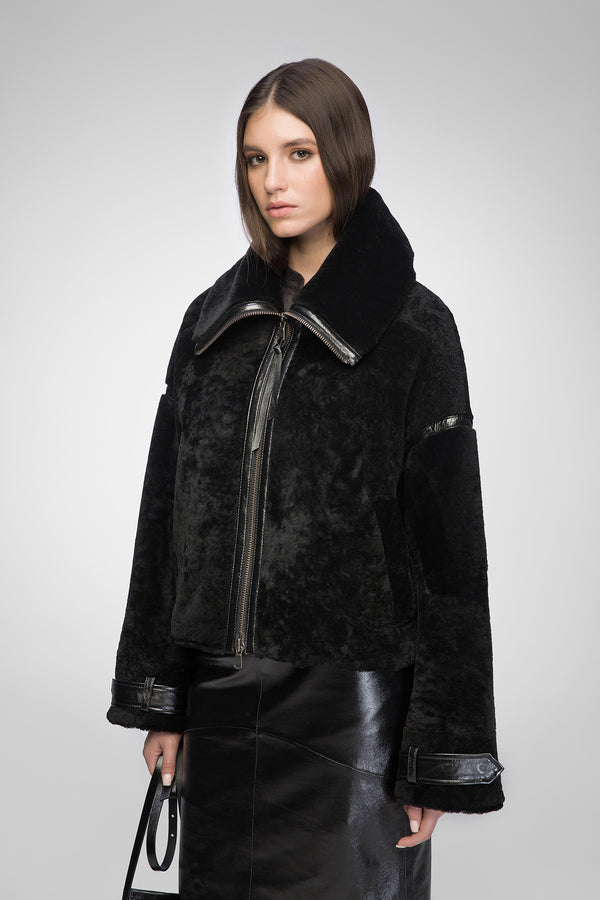 Serena - Schwarze Lammfelljacke