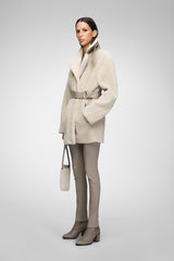 Madeleine - Cremefarbener Shearling-Mantel